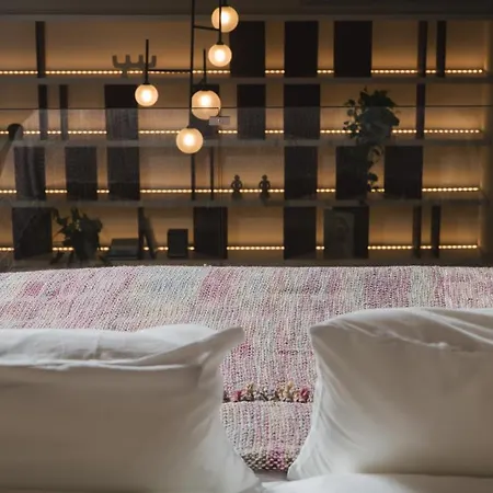 Urban Lofts Hriszí Aktí Haniá